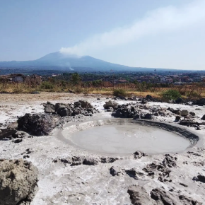 Monitoring Mt Etna: an eruptive internship